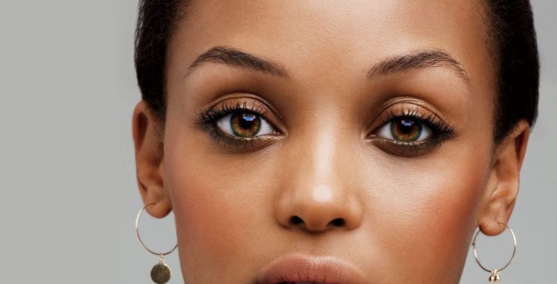 الماكياج الأنسب للبشرة الداكنة!  