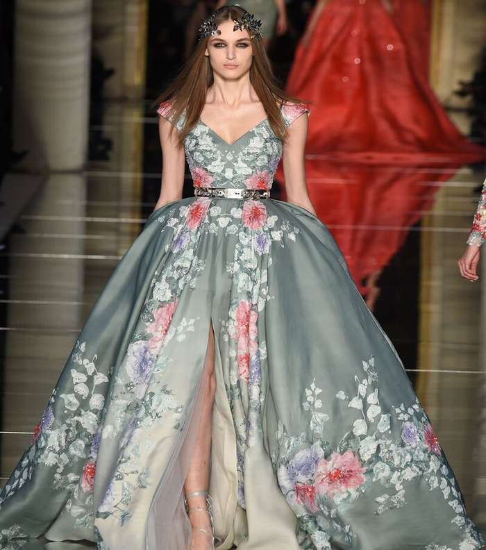 صور اجمل فساتين اخت العروس 2021