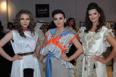 بالصور، حضور عشاق الموضة أسبوع الموضة في دولة الكويت