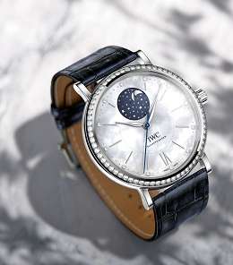 ساعة أنيقة من مجموعة Portofino Midsize