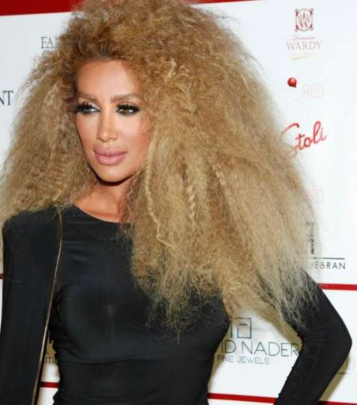 صور تسريحات شعر مايا دياب المخيفة