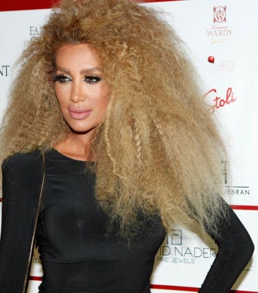 صور تسريحات شعر مايا دياب المخيفة