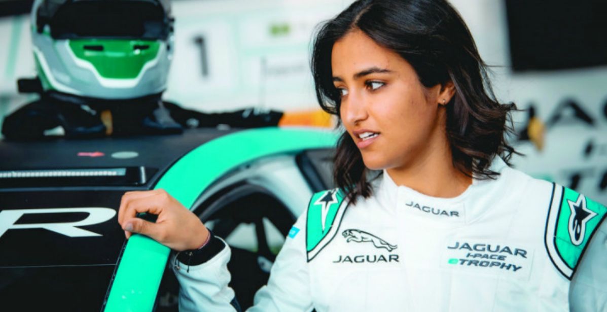 بعد حق القيادة: سعوديات محترفات في مجال سباق السيارات 