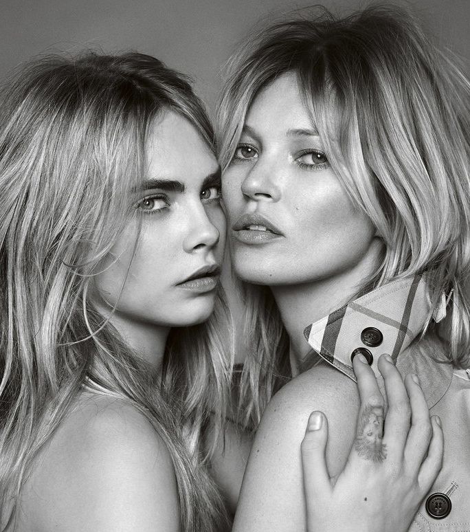 عناق لثلاثية بريطانية ناجحة مع كيت موس، كارا دليفين و Burberry