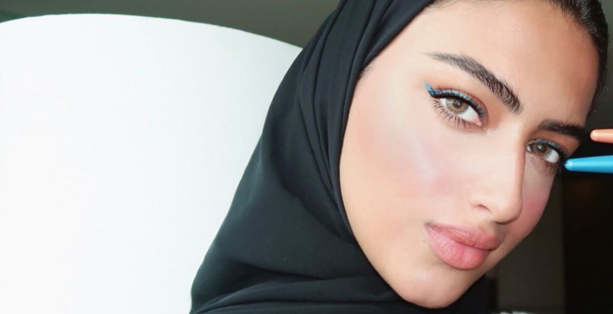هكذا بدت البلوغر السعودية يارا النملة قبل عملية تصغير الأنف 