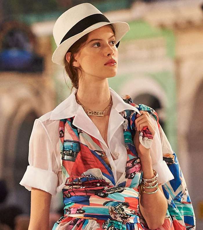 بالصور، صيحات ماكياج وشعر عرض CHANEL Cruise في كوبا