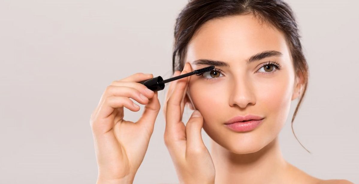 طريقة شائعة لاعتماد الماسكارا تفسد تركيبتها... اليك الحلّ!