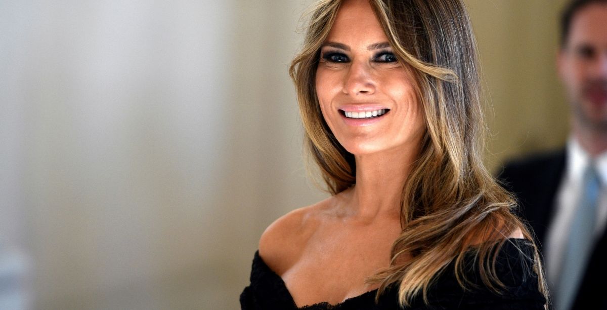 شاهدي الفستان الذي عرضها للسخرية!