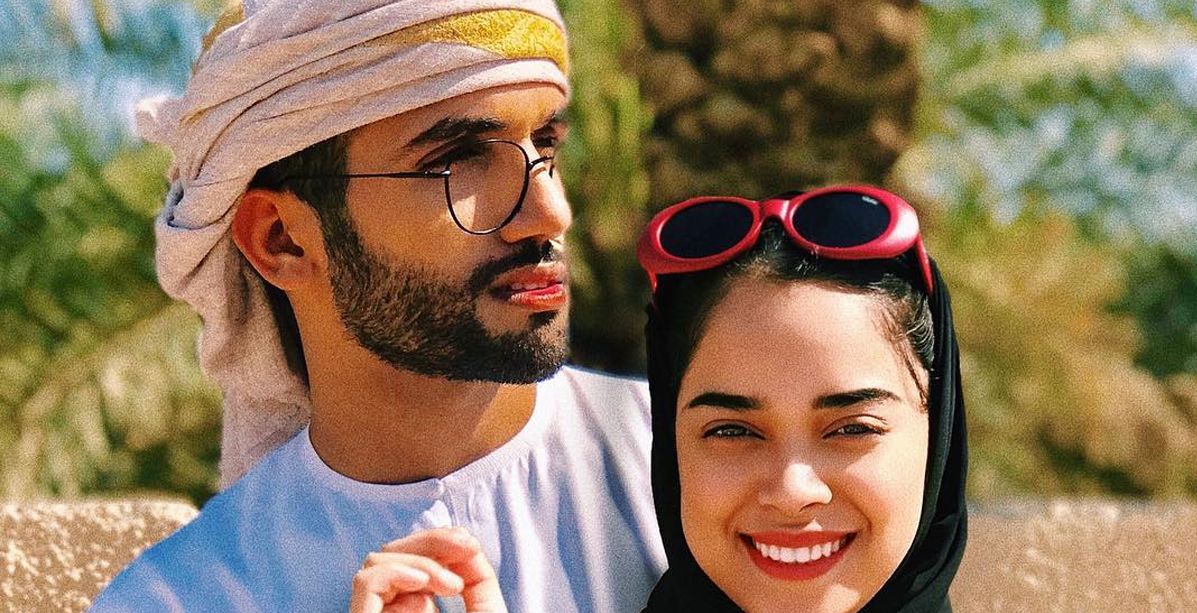 أحمد خميس يعلّق على خلع زوجته مشاعل الشحي الحجاب