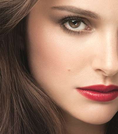 أحمر الشفاه Rouge Dior شعاراً لماكياج Dior 