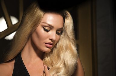 لقاء ياسمينة مع العارضة العالمية كانديس سوانبويل