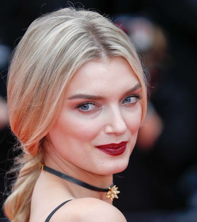 تسريحات شعر طويل من هذه الموديلات