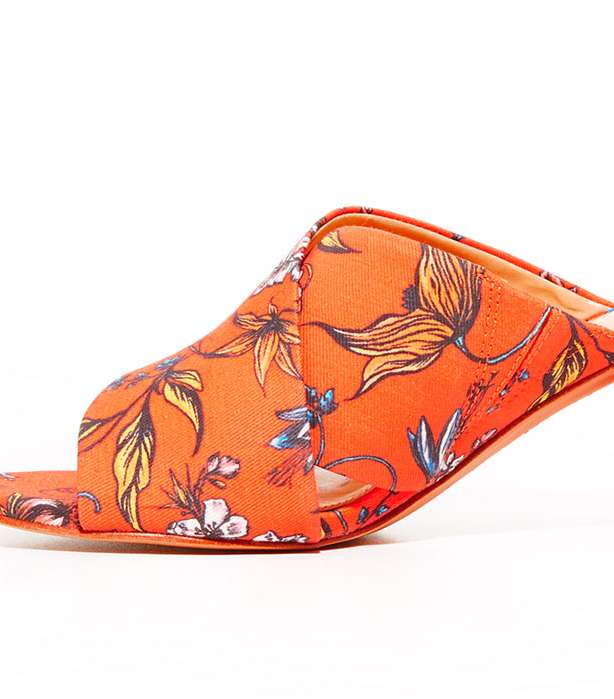 حذاء المول المطبع بالكعب العريض من Sam Edelman