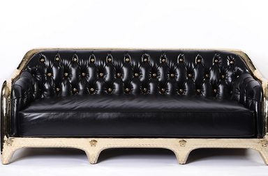 Honeycomb sofa من فرساتشي