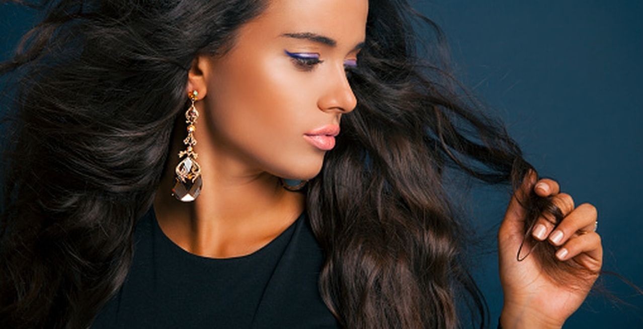 طريقة التمتع بفوائد البصل للشعر