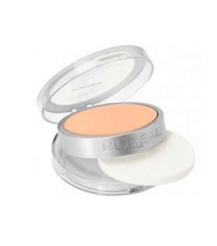 بودرة True Match Compact لملمس مخملي من  L'Oréal Paris 