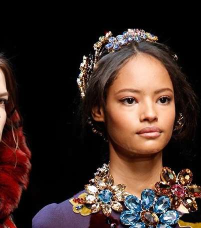 أكسسوارات شعر Dolce & Gabbana مميّزة رغم غرابتها