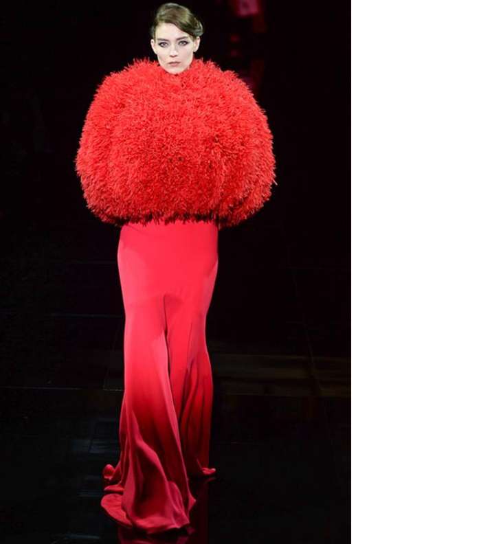 إكتشفي آخر التطورات في دار Giorgio Armani