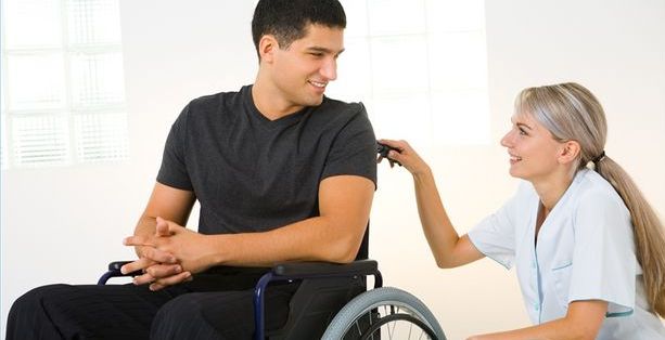 مساعدة ذوي الإحتياجات الخاصة
