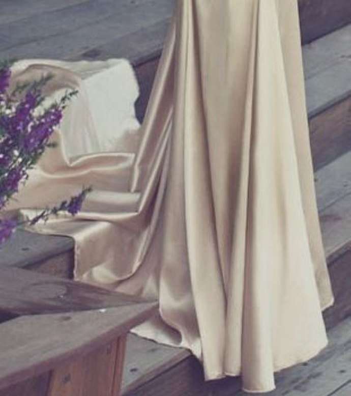 صور فساتين ناعمه فخمه جداً