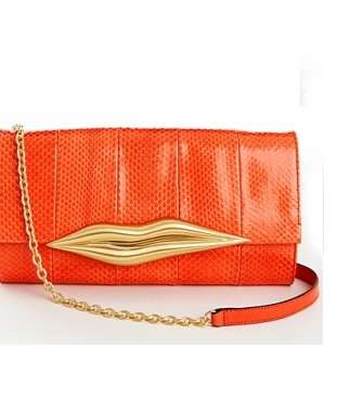 حقائب مميّزة وفريدة من مجموعة DVF لشتاء 2013