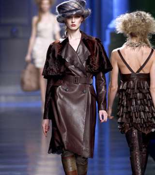 Christian-dior-rtw-fall-2010-9-3-2010-11