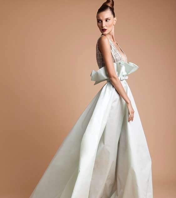 فساتين فخمة من مجموعة راني زاخم