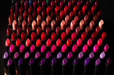 مجموعة الـ 100 لون Vice Lipstick من اوربان ديكاي