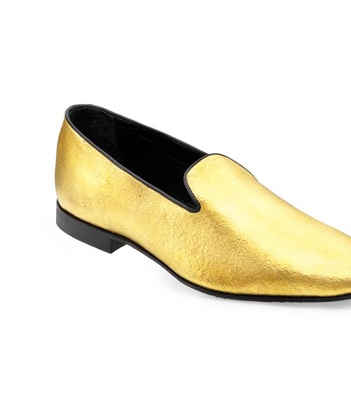حذاء رجالي مصنوع من الذهب من ألبيرتو موريتي