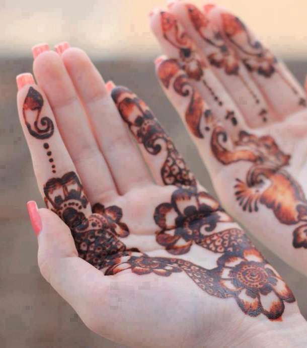 صور افضل نقش مغربي للعروس