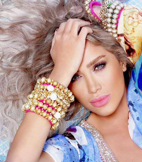 صور موديلات حواجب مايا دياب