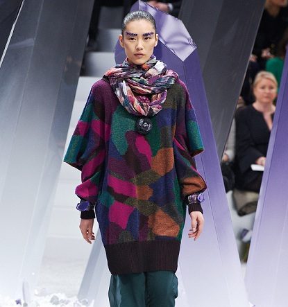 عرض أزياء شانيل لشتاء 2013 من أسبوع الموضة في باريس