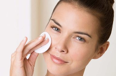 اهم مميزات غارنيه مزيل مكياج