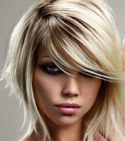 Model-Summer-Bob-Cut-18-3-2011