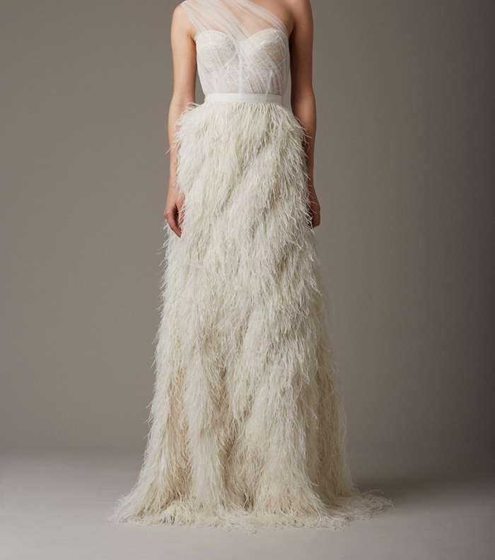 أبرز تفاصيل تصاميم فستان الزفاف 2016