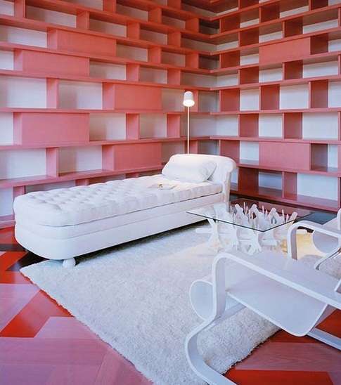 غرفة نومكِ العصرية بالباركيه الملوّن