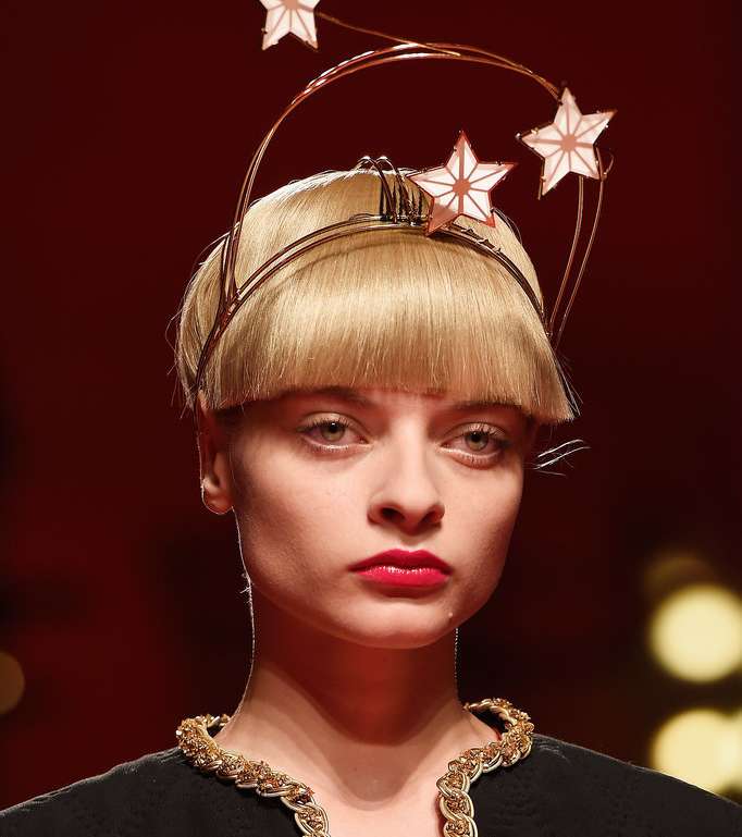 الأكسسوارات الغريبة مع Schiaparelli