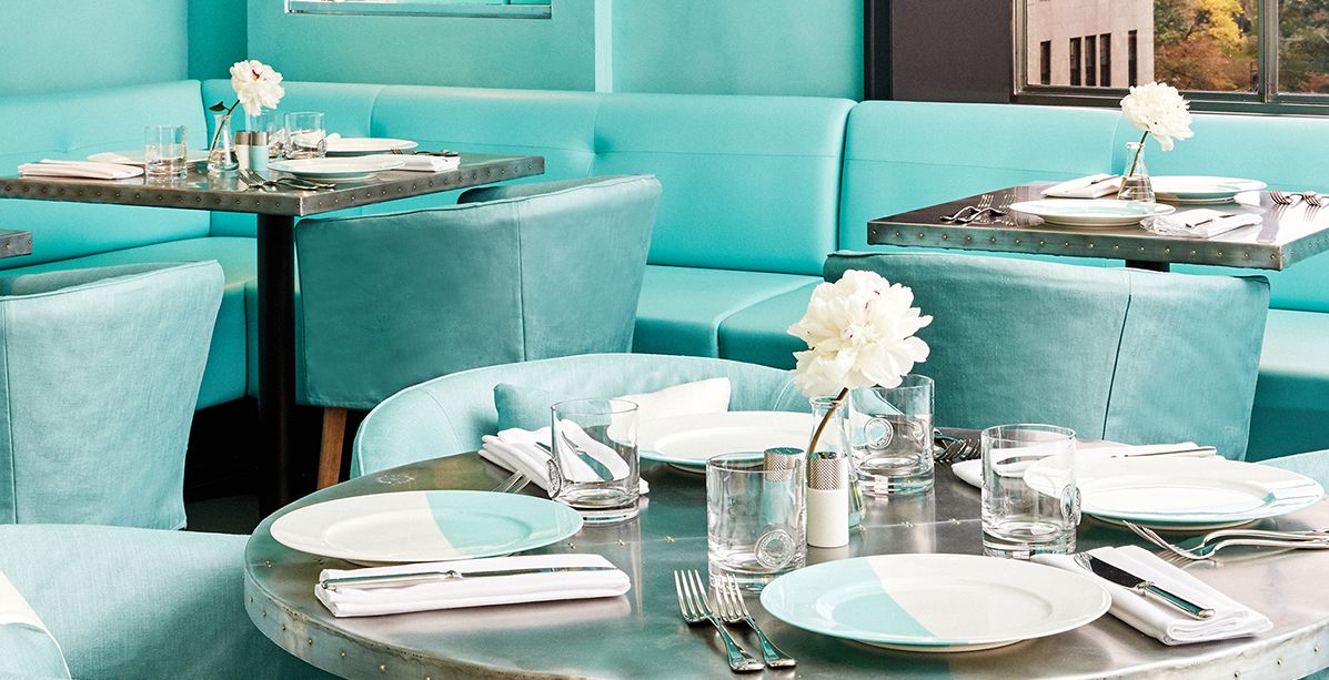 Blue Box Cafe في نيويورك: فسحة تحاكي فخامة دار .Tiffany & Co وروعتها
