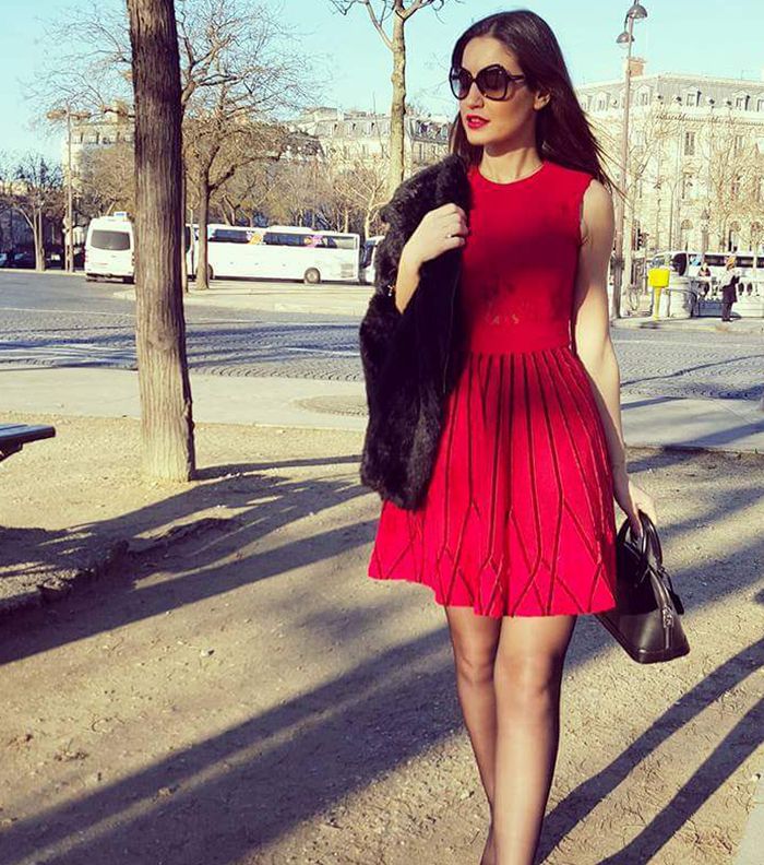 استوحي اطلالتك من فساتين ايميه صياح الرائعة