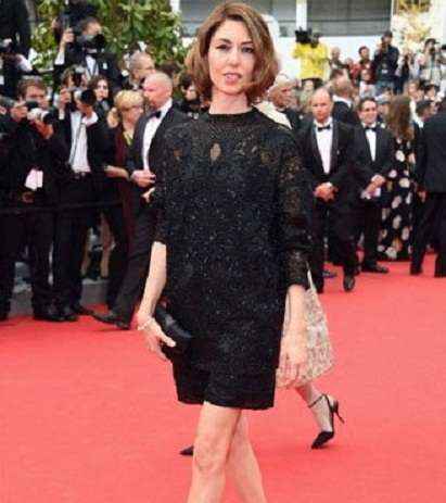  صوفيا كوبولا بفستانها الأسود القصير في مهرجان كان 2014