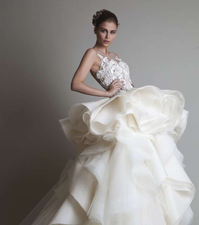 من مجموعة كريكور جابوتيان لشتاء 2013، إليك أجمل الفساتين الفخمة