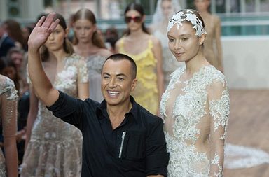 صور ثوب زفاف جوليان ماكدونالد في اسبوع الموضة في لندن لربيع وصيف 2015