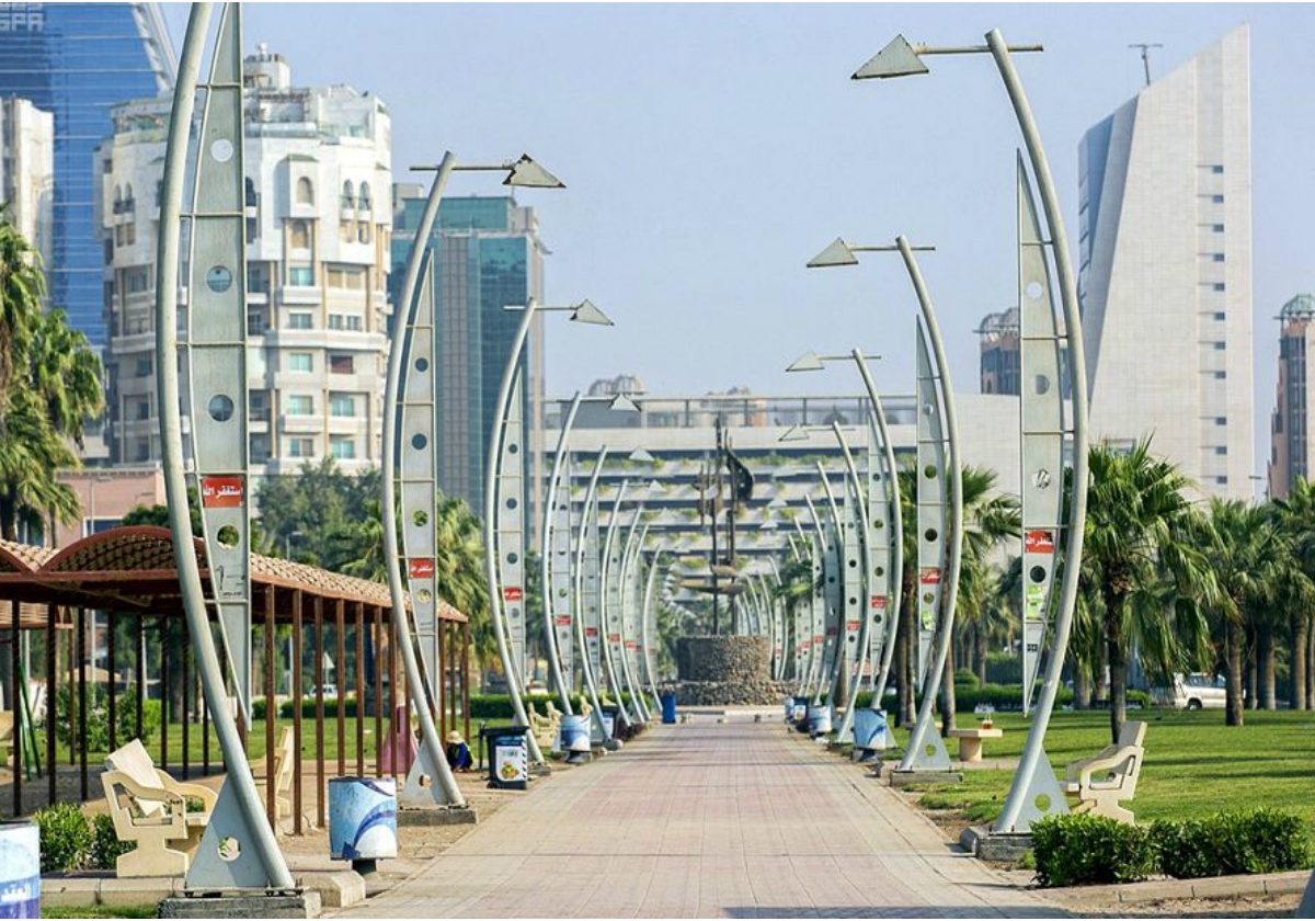 ممشى شارع الأمير فيصل الفهد