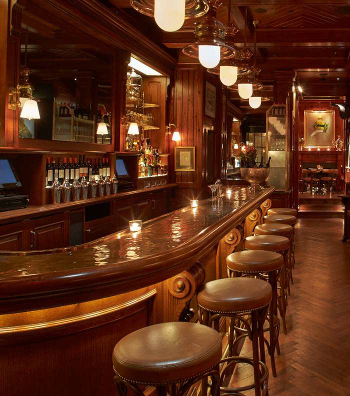 The polo Bar تصميم راقي يحاكي الماركة العريقة 