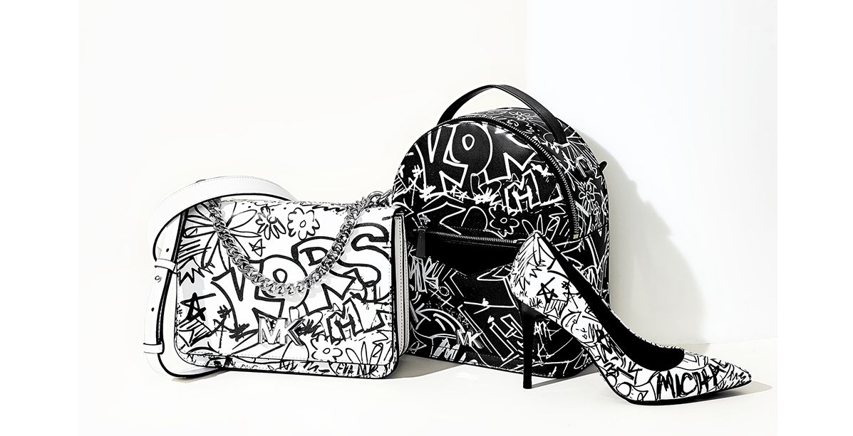 مجموعة شنط واحذية مميزة من مايكل كورس غرافيتي