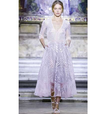 مجموعة ازياء تمبرلي لندن المميزة لصيف 2016