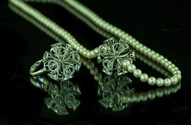 صور مجموعة مجوهرات Mario Uboldi الحديثة