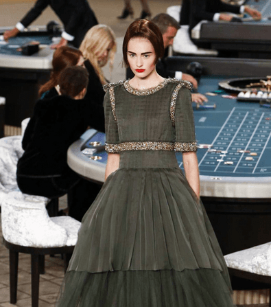 اليك اجمل فساتين CHANEL لشتاء 2016