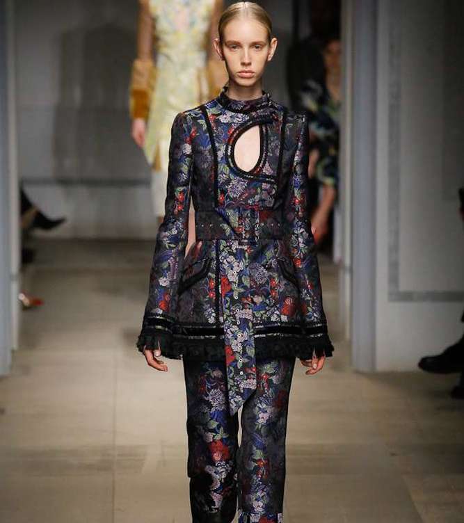 السروال المطبع مع السترة المطبعة  من Erdem لشتاء 2018