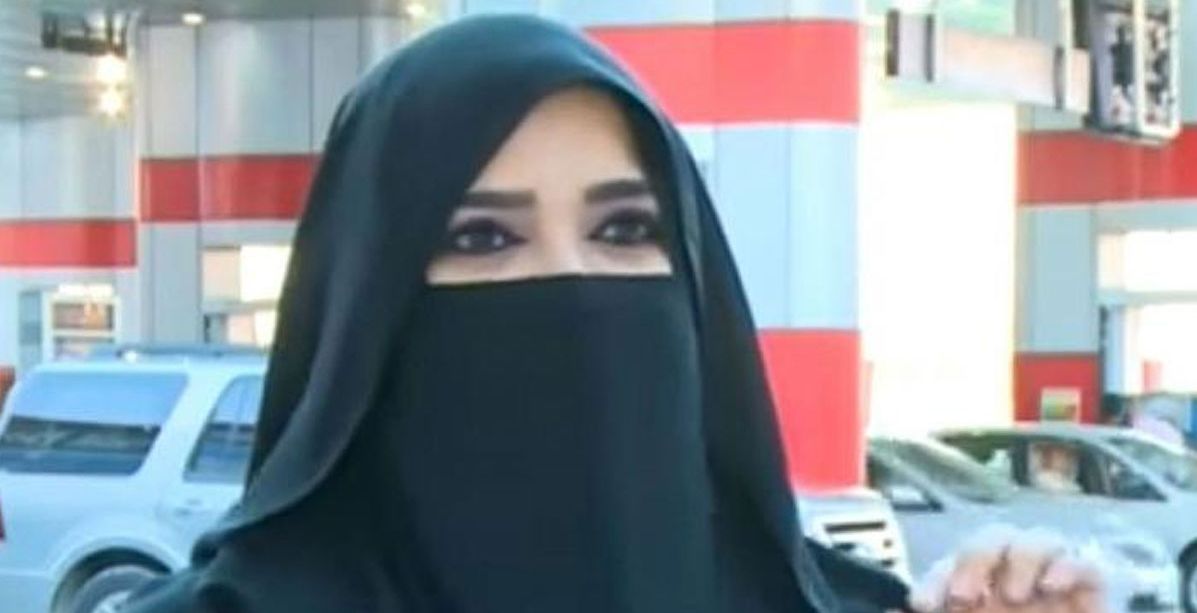 أول سعودية تعمل في محطة للوقود... هكذا أضافت لمستها الأنثوية!